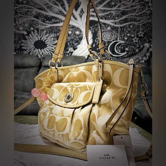 Vintage Y2K Coach Shoulder Bag beige color Shoulder Bag new without tags - Picture 6 of 17